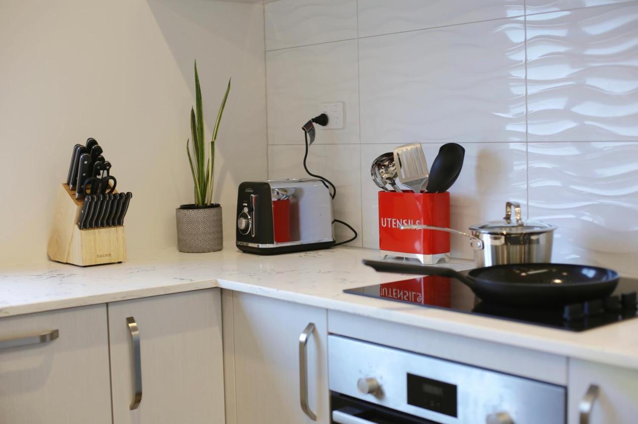 Cheerful 3-Bedroom Townhouse Close To The City Оукланд Екстериор снимка